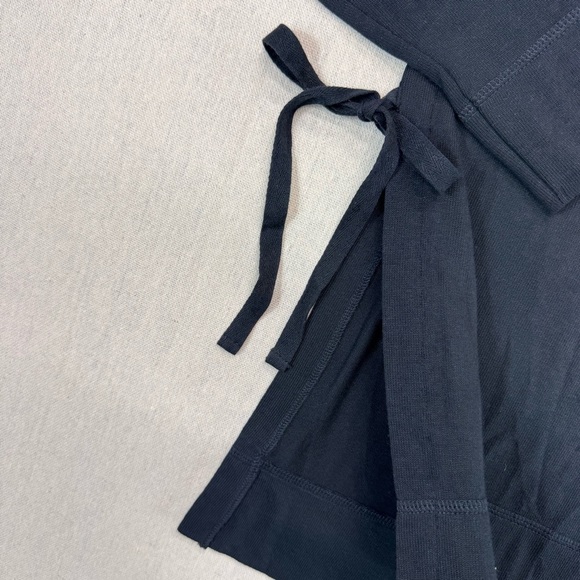 UGG Quincy Side Ties Soft and Cozy Lounge Pullover Black Long Sleeve Top Sz S - Picture 5 of 9